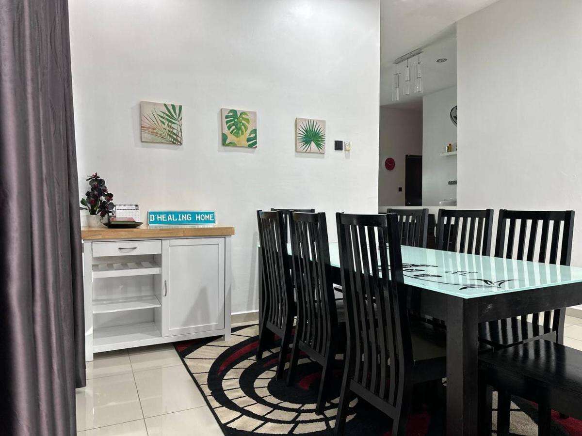 Bandar Melaka Family Bungalow Private Pool Bbq Wifi Netflix Exterior foto
